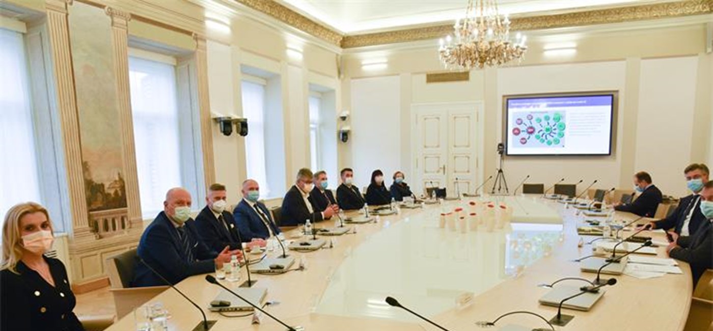 Omikron je prijetnja svima, cijepite se i docijepite! Zatreba li, spremni smo za velike brojeve